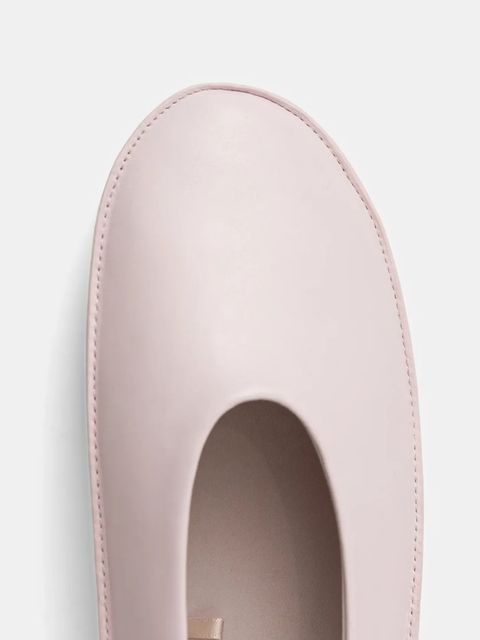 Calvin Klein baleriny skórzane BALLERINA MARY JANE STRAP LTH kolor różowy HW0HW02656