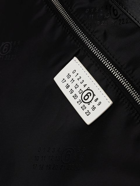 MM6 Maison Margiela torebka kolor czarny SB6WC0017.P8503.HA751