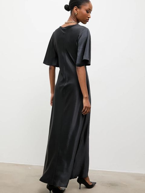 Answear.LAB sukienka kolor czarny maxi rozkloszowana