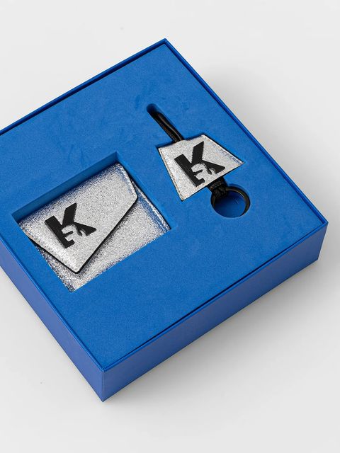 Karl Lagerfeld Jeans portfel + brelok damski kolor srebrny A4W32063