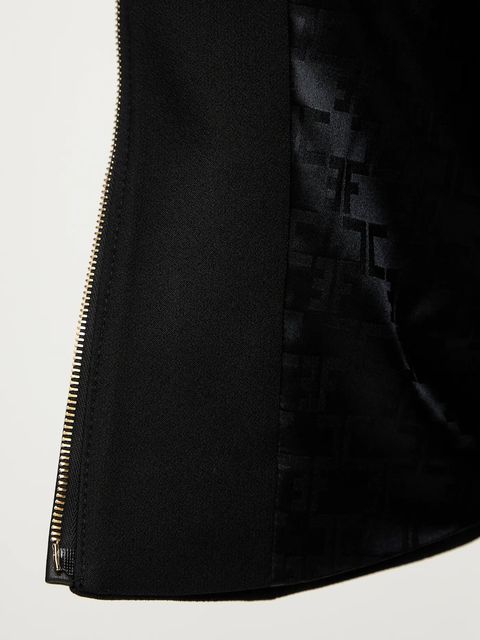 Elisabetta Franchi marynarka kolor czarny jednorzędowa gładka GI17356E2