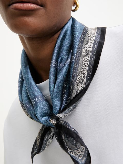 Answear.LAB apaszka jedwabna z kolekcji Unscripted - zdjęcie produktu nr 2