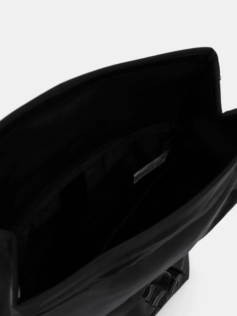 Eastpak plecak UP ROLL kolor czarny duży gładki EK0A5BGF4Y81