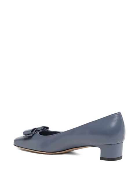 Ferragamo 30mm iconic bow pumps - Grey