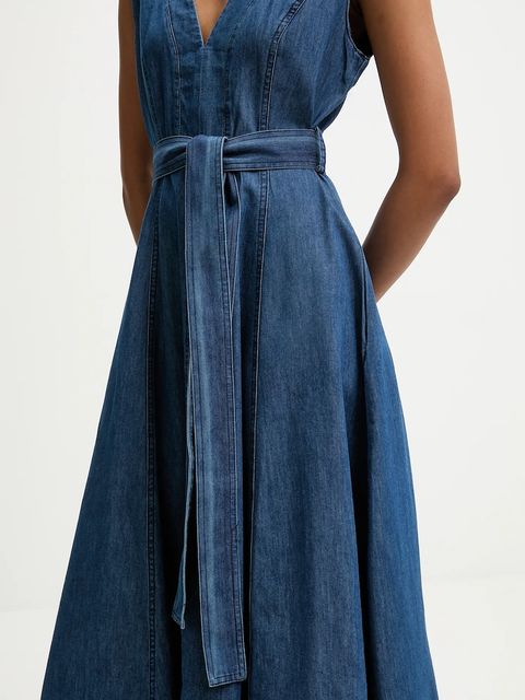 Answear.LAB sukienka jeansowa kolor niebieski midi rozkloszowana