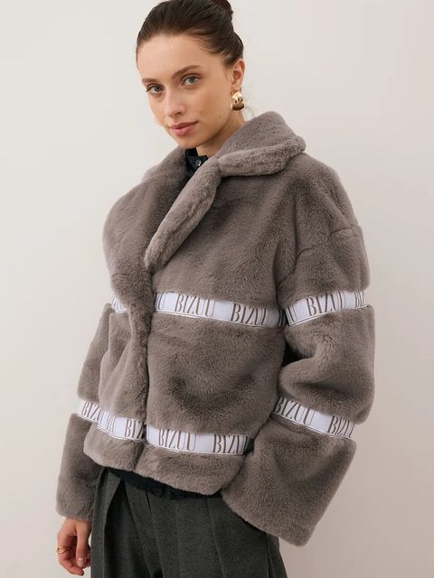 Bizuu kurtka GREGORIA kolor brązowy przejściowa oversize GREGORIA TAUPE