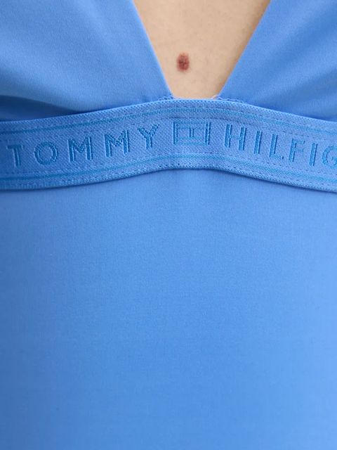 Tommy Hilfiger jednoczęściowy strój kąpielowy kolor fioletowy lekko usztywniona miseczka UW0UW05845