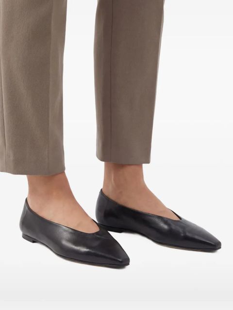 Aeyde Betty leather ballerina shoes - Black