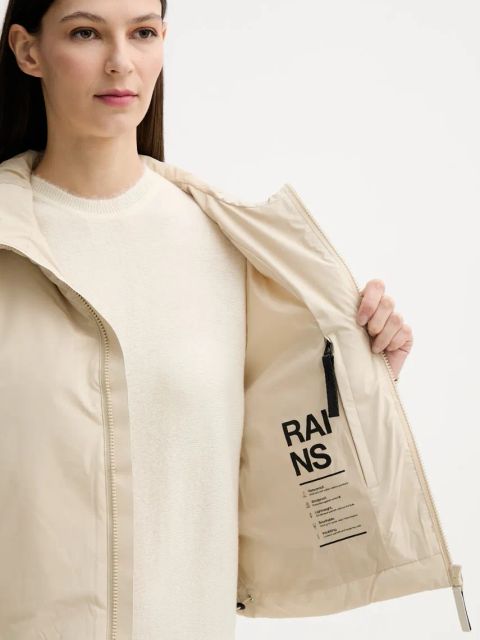 Rains kurtka Lohja Short Insulated Jacket W3T1 kolor beżowy przejściowa 15780