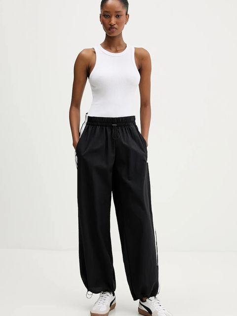 adidas spodnie dresowe Essentials - zdjęcie produktu nr 1