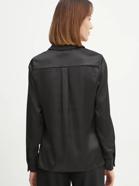 Guess koszula MARGUERITE damska kolor czarny regular z kołnierzykiem klasycznym W5RH40 WFQC2