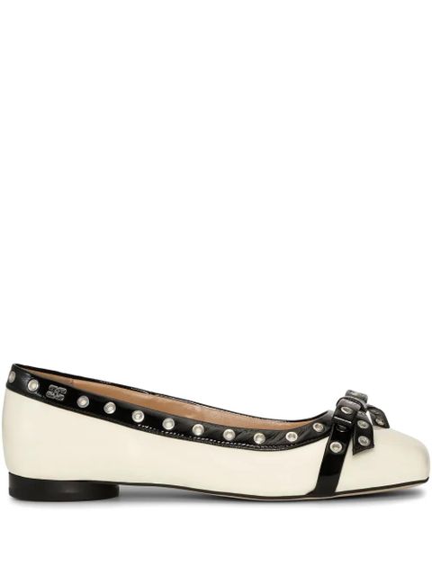 GANNI eyelet-embellishment bow-detail ballet flats - White - zdjęcie produktu nr 1