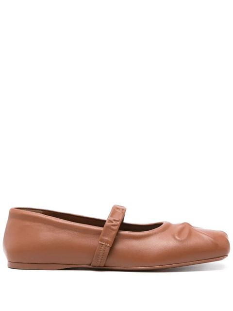 Marni logo-embossed ballet flats - Brown - zdjęcie produktu nr 1