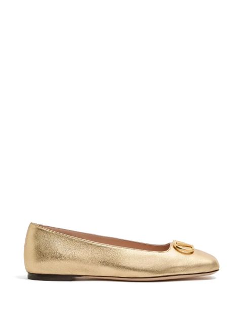 Valentino Garavani Vlogo signature ballerinas in laminated nappa leather - Gold - zdjęcie produktu nr 1
