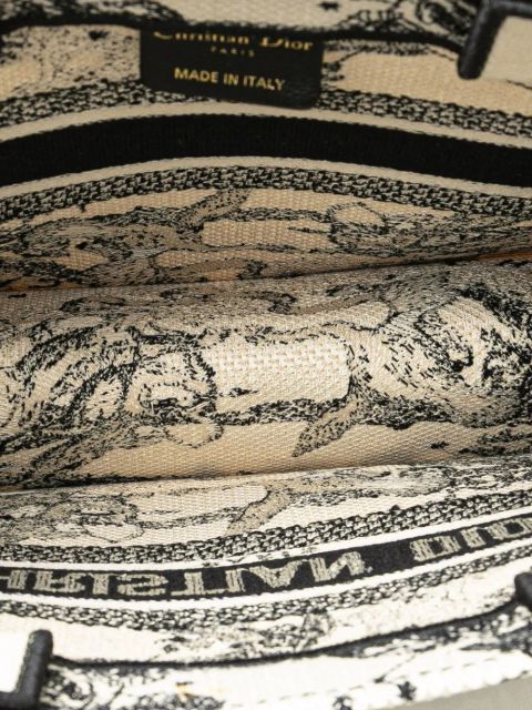 Christian Dior Pre-Owned 2022 Small Canvas Embroidered Zodiac Toile De Jouy Book tote bag - White