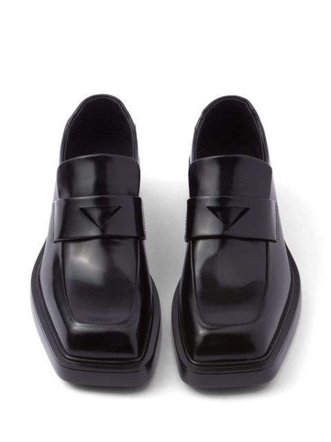 Prada triangle-patch leather loafers - Black
