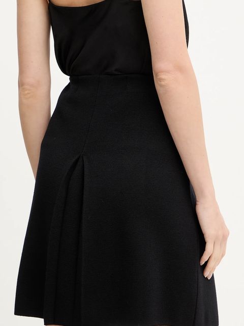 Luisa Spagnoli spódnica wełniana kolor czarny mini rozkloszowana 100092 - zdjęcie produktu nr 2