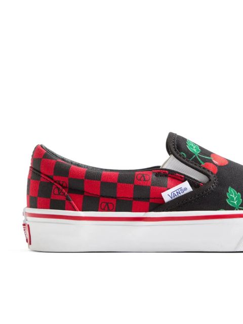 Valentino Garavani x Vans Cherryfic-print slip-on sneakers - Black