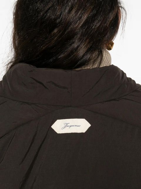 Jacquemus The Paysan shawl-collar puffer jacket - Brown