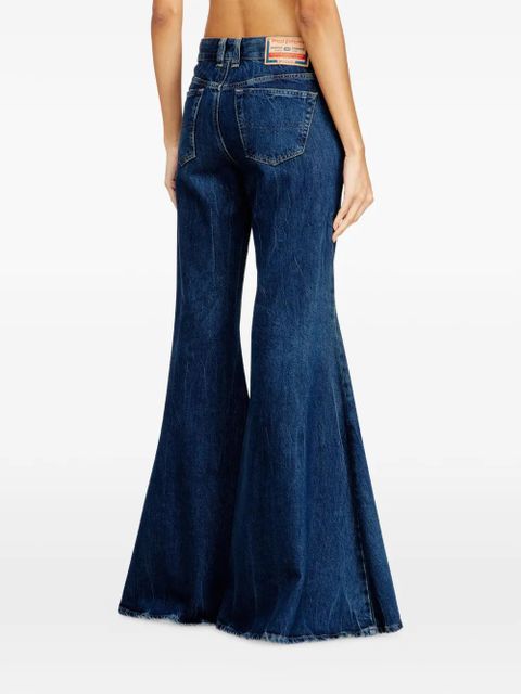 Diesel 1970 D-Bleess 09n61 flared low-waist jeans - Blue