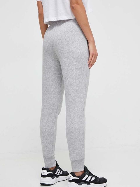 Under Armour spodnie dresowe - zdjęcie produktu nr 2