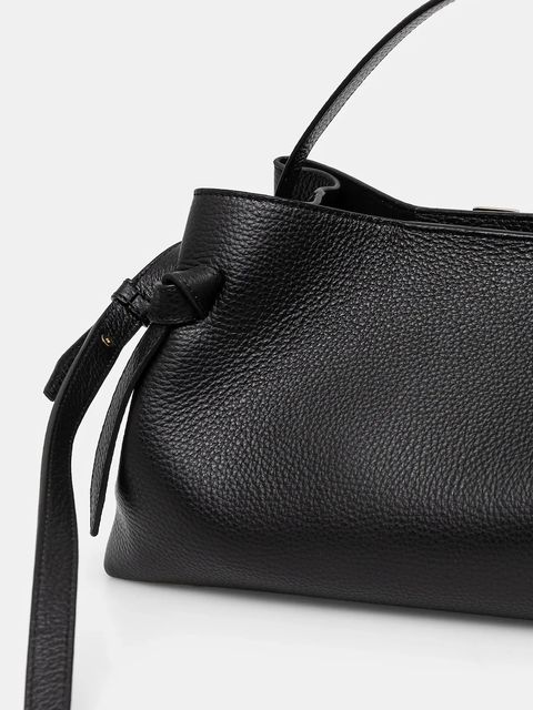 Yuzefi torebka skórzana GYOZA kolor czarny YUZCO-HB-GZ-L034